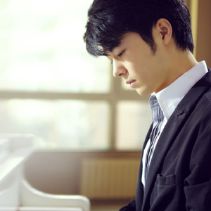 动漫打屁股无内裤㊙️
